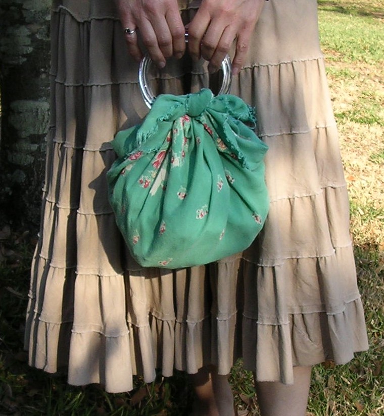 Knotted_bangle_bag_5