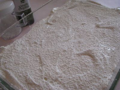 Dusted marshmallows drying