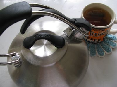 Tea kettle