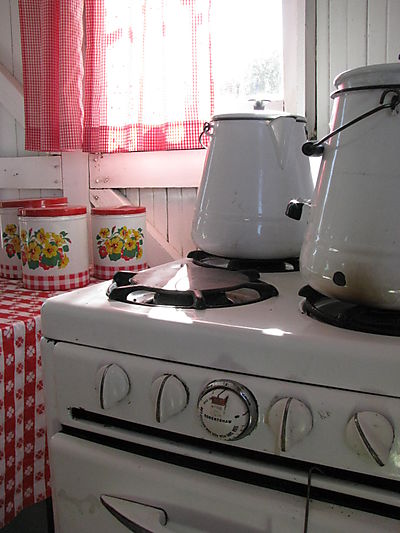 Enamel pot for egg coffee