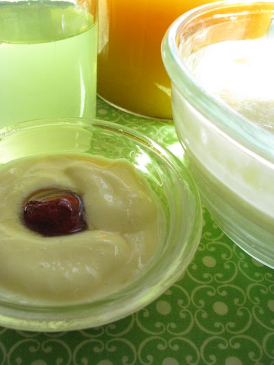 Yogurt mango flavored