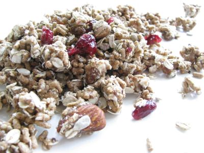 Peanut butter granola