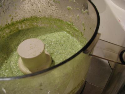 Broccoli pesto