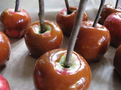 Honey caramel apples