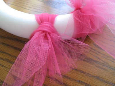 Tulle wreath step 2