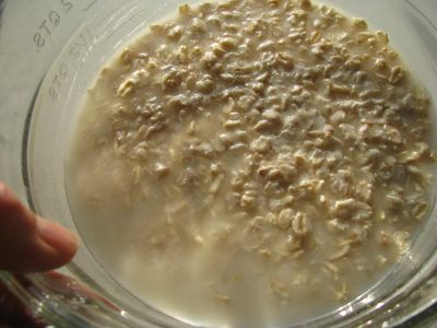 Rolled oats soaked