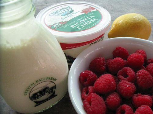 Raspberry ricotta ice cream ingredients
