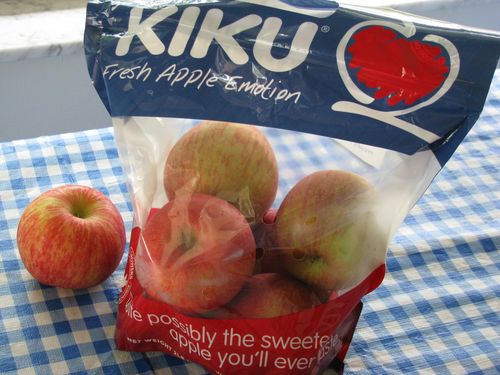 Bag of kiku apples
